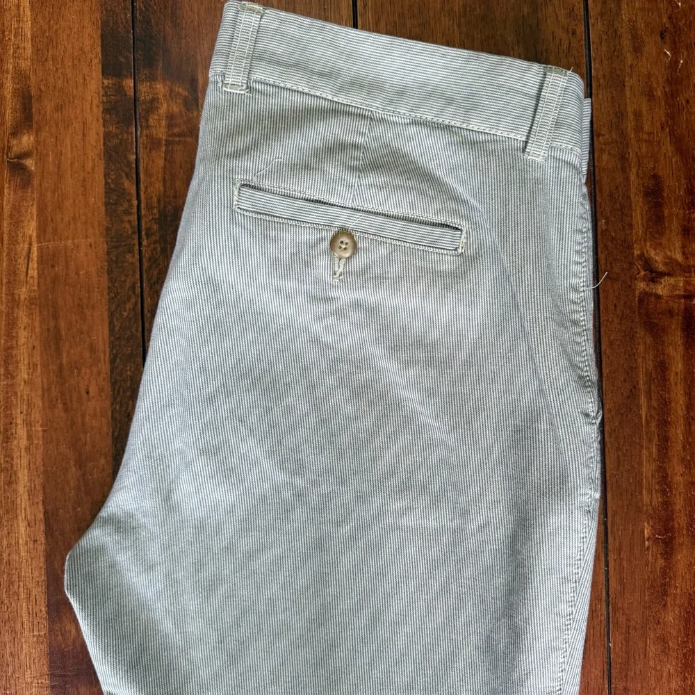 Women’s Striped Gap Girlfriend Khakis Size 10R - Picture 14 of 14